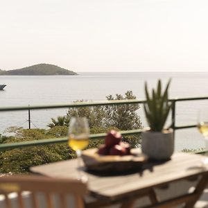 Nimfi Hotel, Skiathos